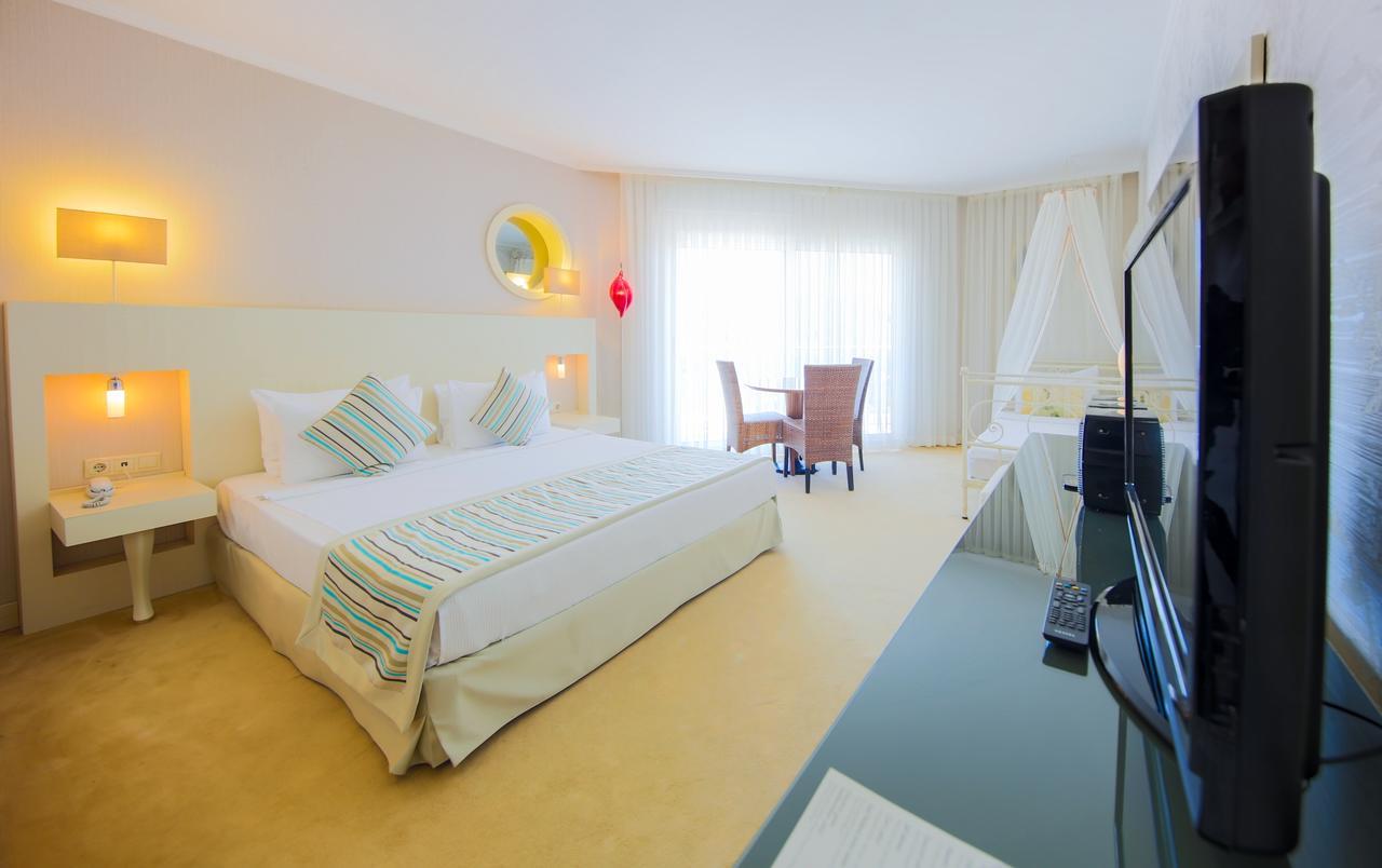 Sisus Hotel Çeşme Luaran gambar